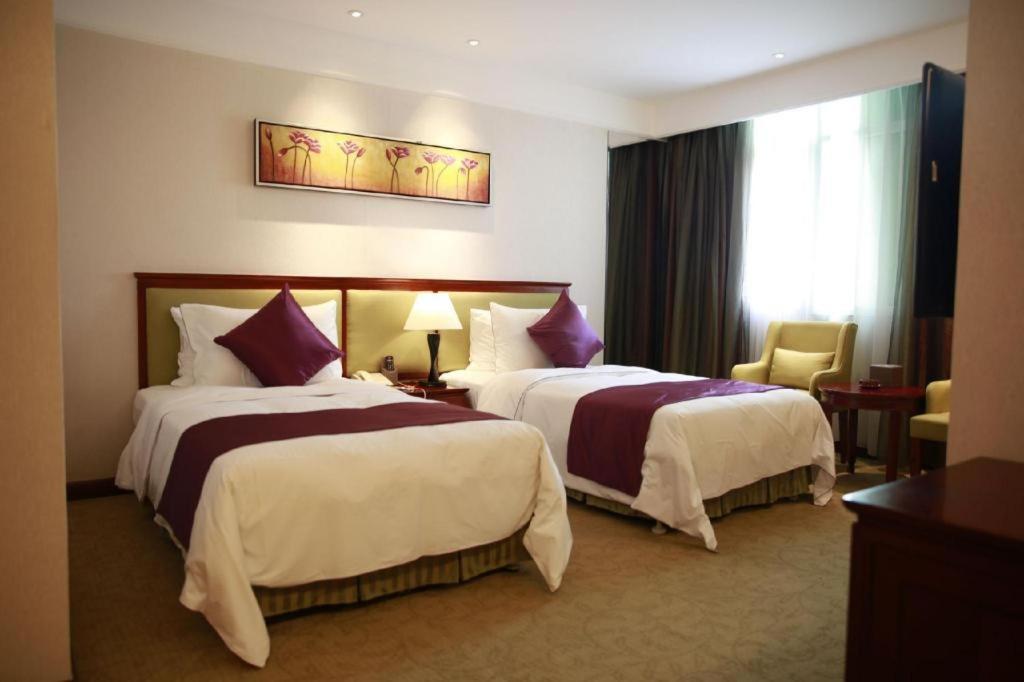 New Regent Hotel Huizhou  Exterior photo
