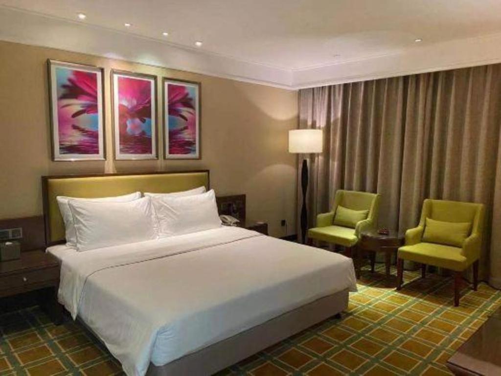 New Regent Hotel Huizhou  Exterior photo